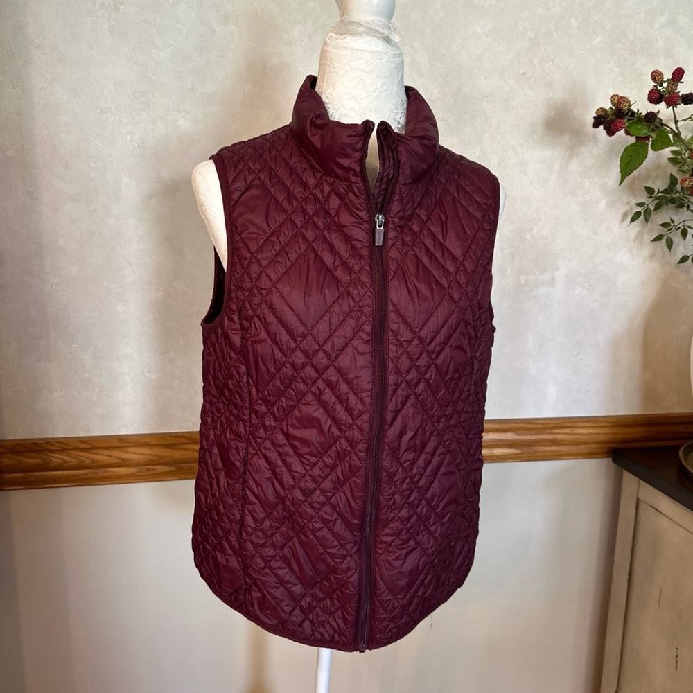 Jockey Women's Deep Red Quilted Vest size Large